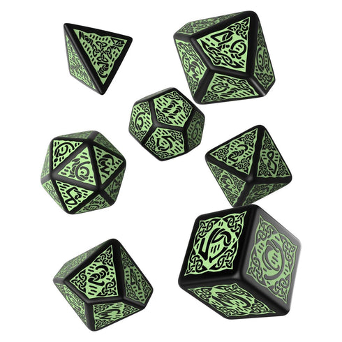 Q Workshop - Celtic 3D Black & Green Revised Dice Set 7