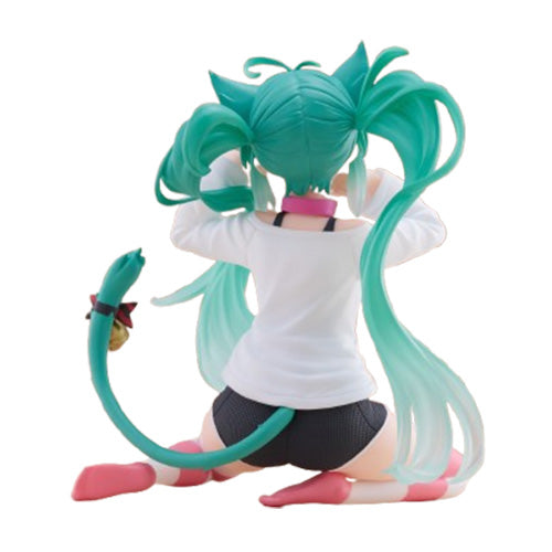 Hatsune Miku Desktop Cute Figure (Cat Ear T Shirt Version) (re-run)
