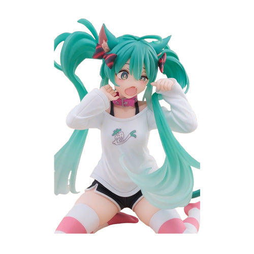 Hatsune Miku Desktop Cute Figure (Cat Ear T Shirt Version) (re-run)