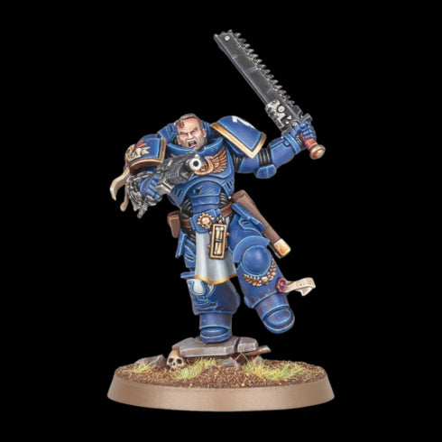 Warhammer 40K Space Marines Lieutenant Titus